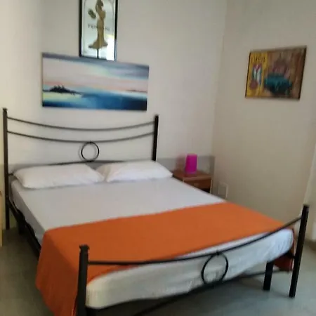 Appartamento-La Caletta * La Caletta